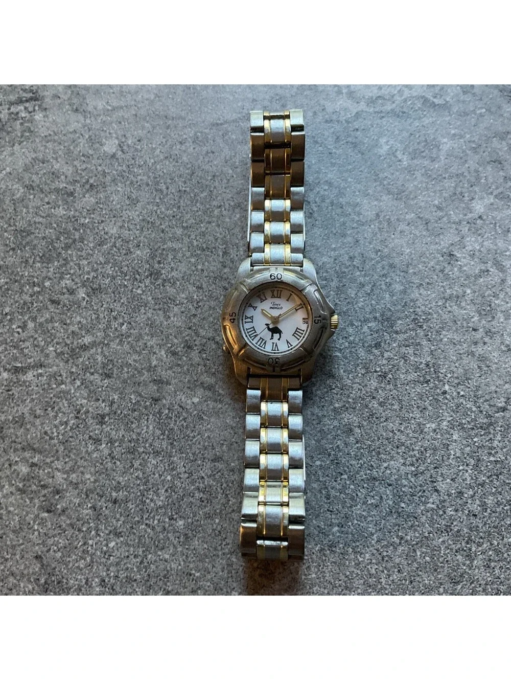 VINTAGE Ladies Timex Indiglo Camel Ladies Watch Quartz Movement Runs Well B-N